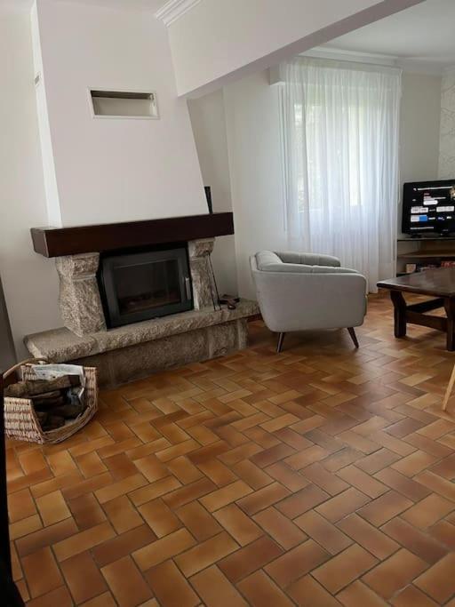 Maison Bretonne 7 Personnes Mellac Exteriér fotografie